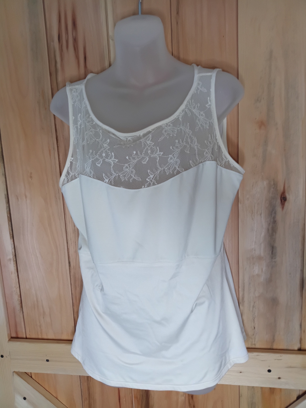 SPANX Cream Lace Yoke Tank Top Size 1x